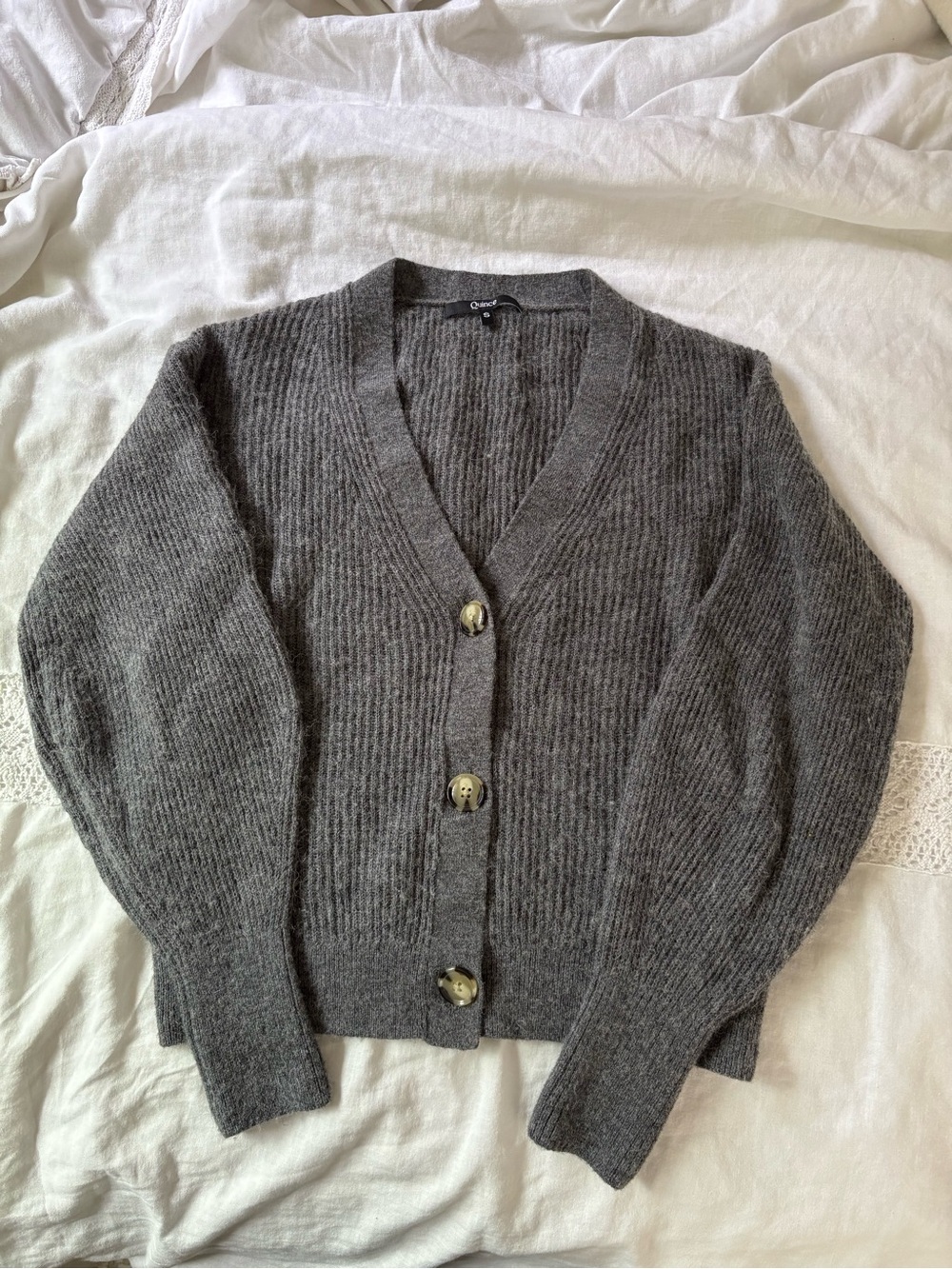 Quince Baby Alpaca Cropped V-Neck Cardigan Size Small in smoked charcoal wool